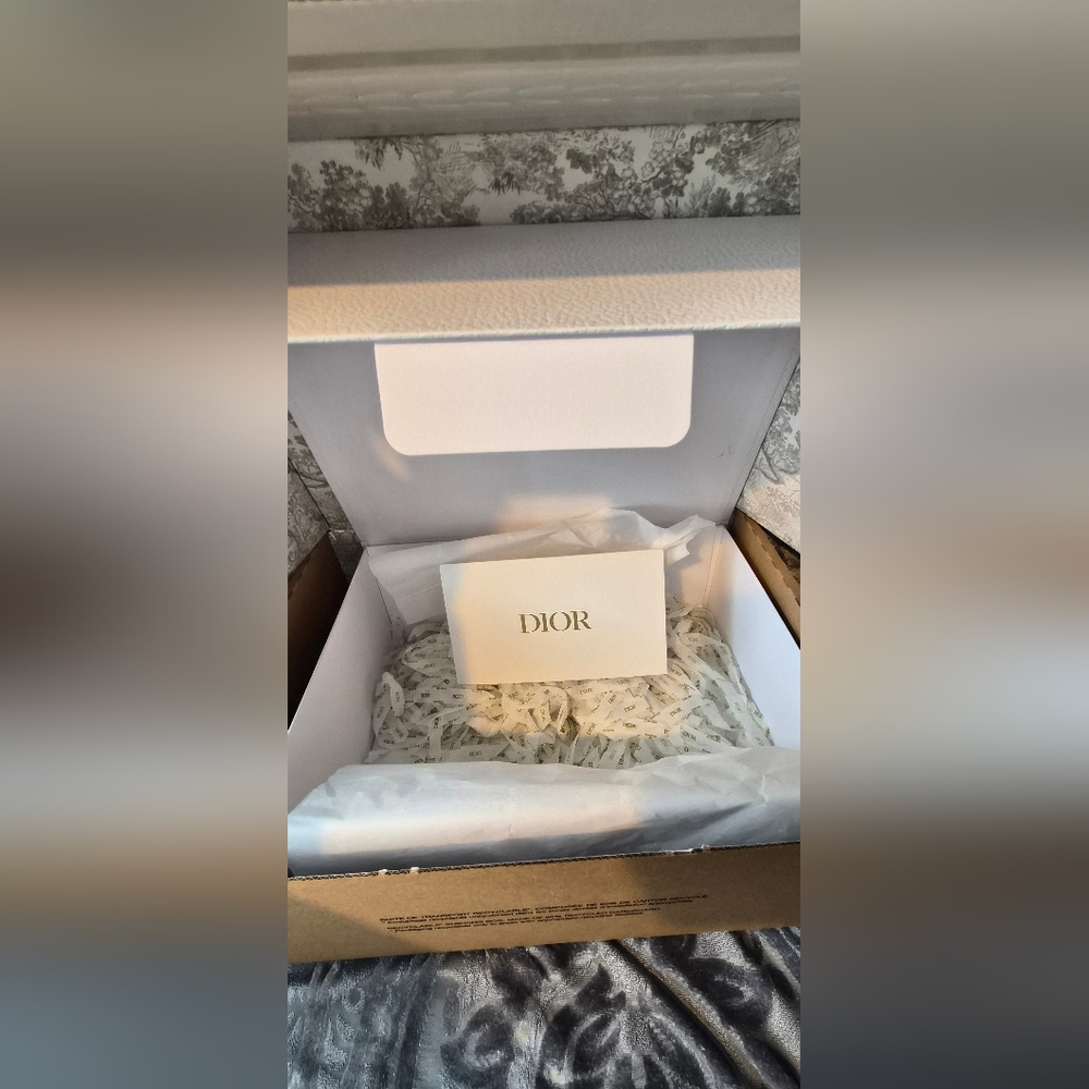 Dior Large All Inclusive Gift Box - Picture 3 of 6